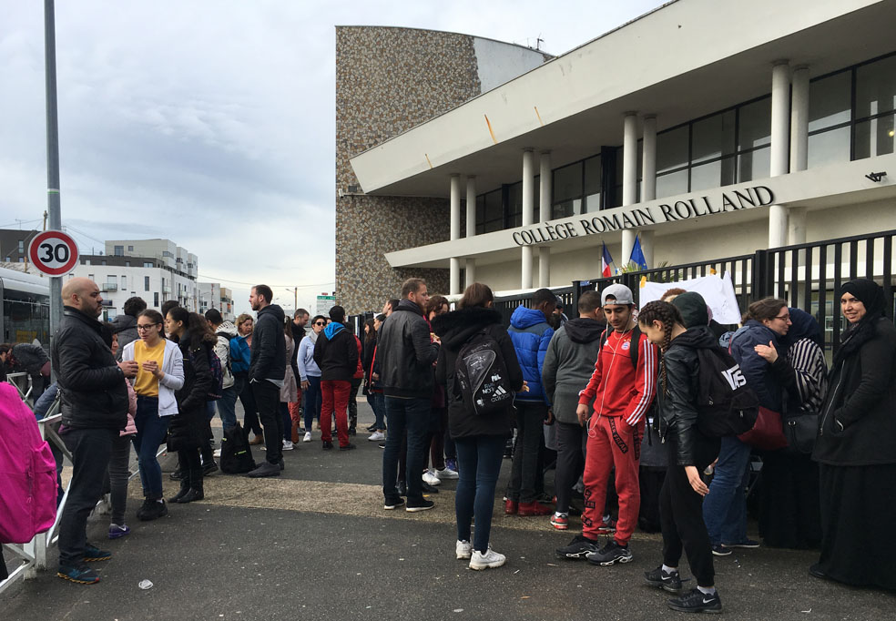 À ClichysousBois, parents et enseignants de Romain Rolland mobilisés